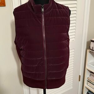 Athleta vest size L.